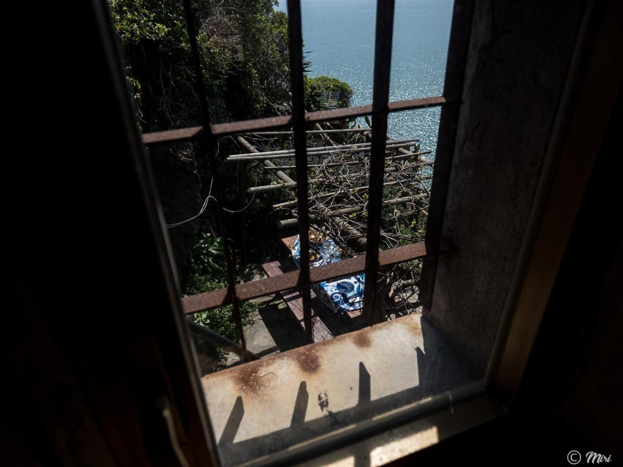 Muin A Ventu Historical Tower Apartment Vernazza Exterior photo